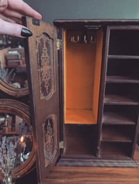 Image 4 of Vintage curio cabinet 