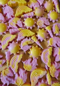 Image 3 of Yummy Gummy -A Rocky Top Wax Works exclusive custom houseblend fragrance 