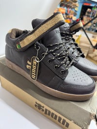 Image 11 of Vintage IPath Opal size 10.5