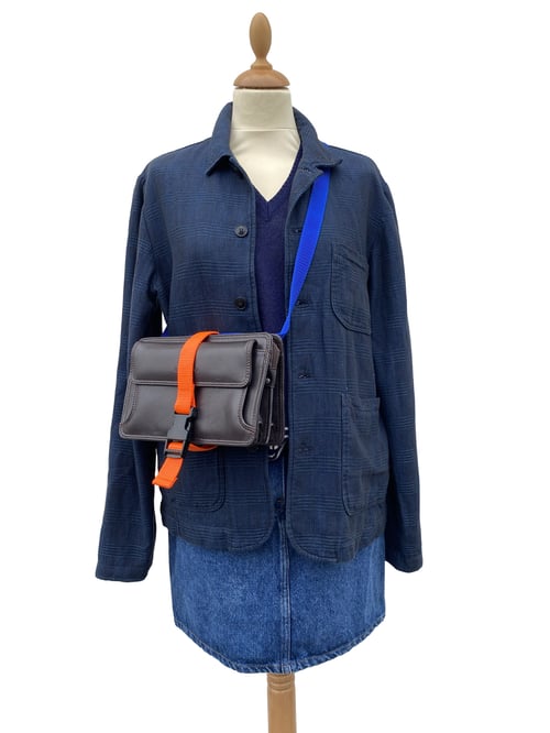 Image of Superstrap 04