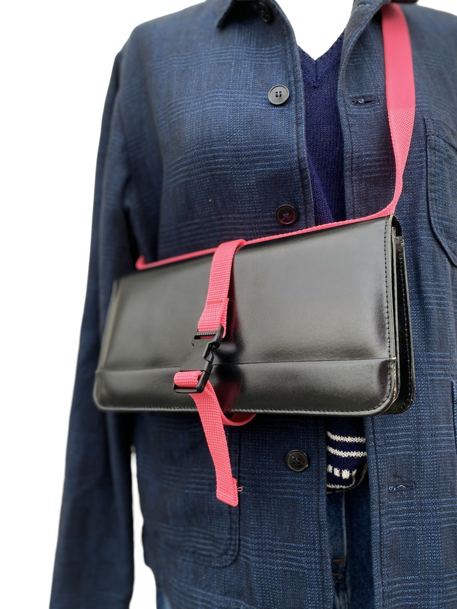 Image of Superstrap 08