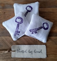 Image 3 of Lavender Bag Bundle –Purple Key Design