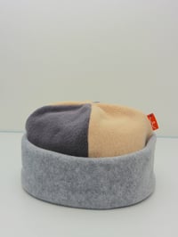 Image 1 of The Polar Fleece Hat in Marled Grey/Beige/Charcoal