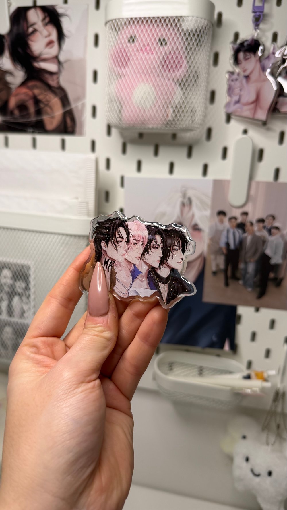 Image of PINS SEONGHWA GLITTER 