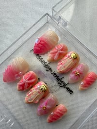 Image 3 of CORAL FAIRY SHELL