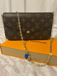 Image 3 of Rosé Mocha Purse