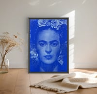 Image 4 of Frida Bleu 