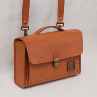 Image 2 of Two-way Clutch with top handle