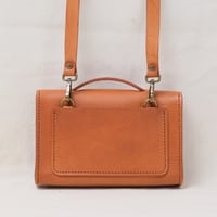 Image 3 of Two-way Clutch with top handle