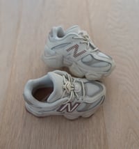 Image 2 of New Balance 9060 toddler US5