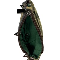 Image 2 of 3 Skullz patch coin bag