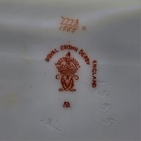 Image 19 of Royal Crown Derby Bough Pot