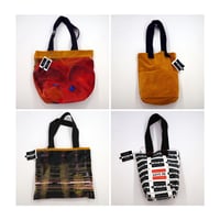 Image 6 of LOVE ME BAG 22