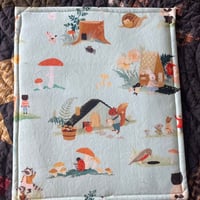 Image 2 of Butterfly Field Vinyl Front Flat Project Bag