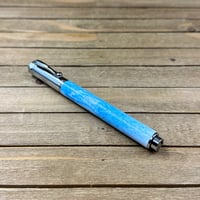 Image 4 of Ice Blue Acrylic Magnetic Cap Zen Style Fountain Pen