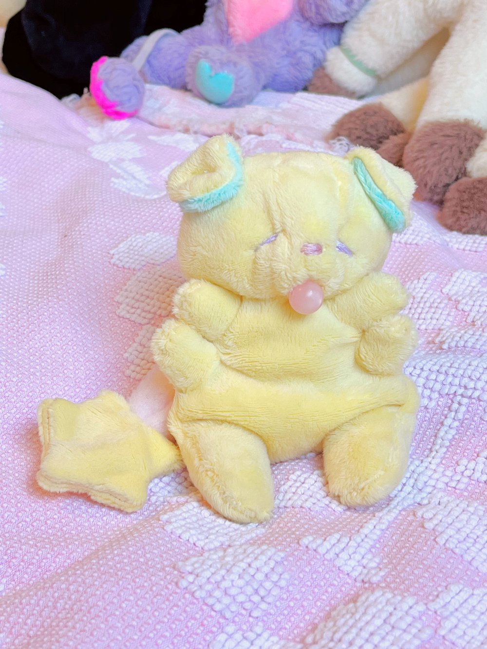 Image of Hugg-A-Me Babey! Yellow + Pink Binkie