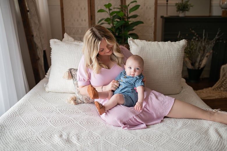 Image of Motherhood Sessions