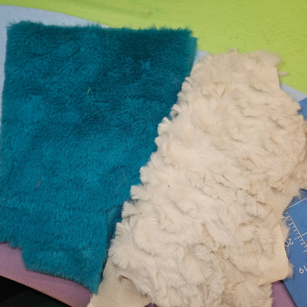 Image of Ivory curly mouse *reserved custom*