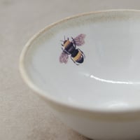 Image 4 of Small Bee Bowl