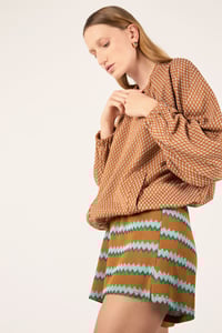 Image 1 of SHORT SIRACUSA CHEVRON OCRA