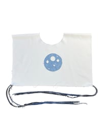 Image 2 of T-shirt onesize crop avec lune en denim