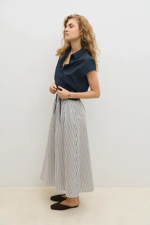 Image of 2-Falda Riviera