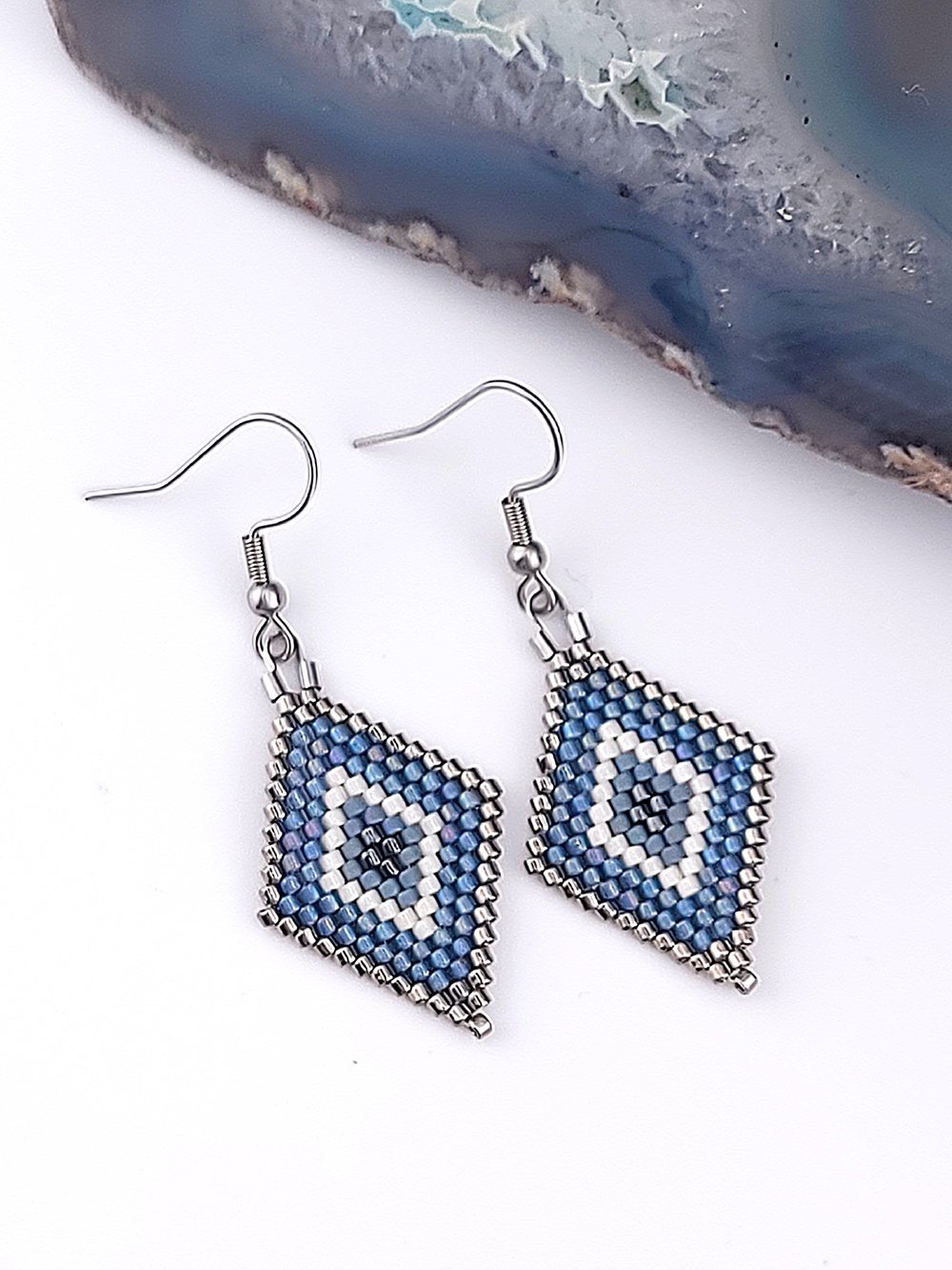 Image of Protective Evil Eye Earrings – Blue or Red Beaded Diamond Pattern