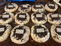 Cookies & Cream Cookie (ft. Oreo’s & Cookies and Cream Hershey’s)