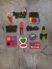 Image 6 of Customized Junk Cellphone Case Options 