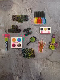 Image 14 of Customized Junk Cellphone Case Options 