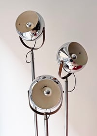 Image 5 of LÁMPARA DE SUELO/TECHO CROMADA, AÑOS 70