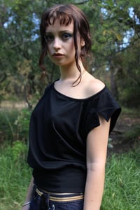 Image 1 of The Asymmetrical top, black Merino