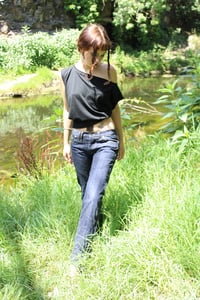 Image 4 of The Asymmetrical top, black Merino