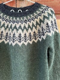 Image 1 of “Valemon” - Icelandic wool sweater - Pine green - Preorder