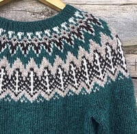 Image 4 of “Valemon” - Icelandic wool sweater - Emerald green - Preorder
