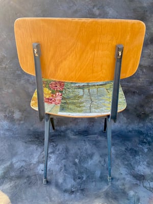 Image of painting chair - english garden