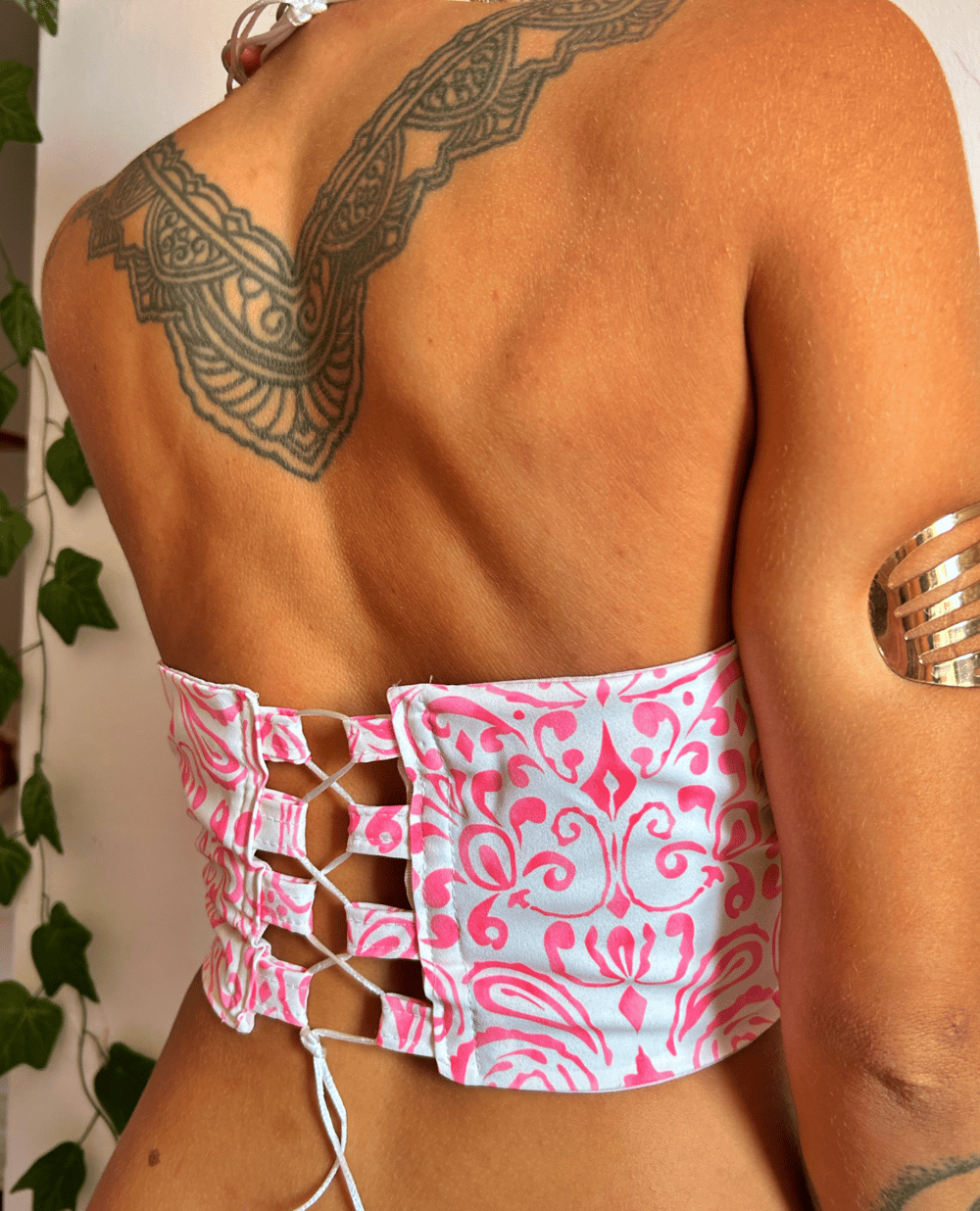 Image of rose arabesc crop top