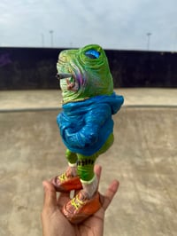 Image 3 of Remy the frog sculpture 