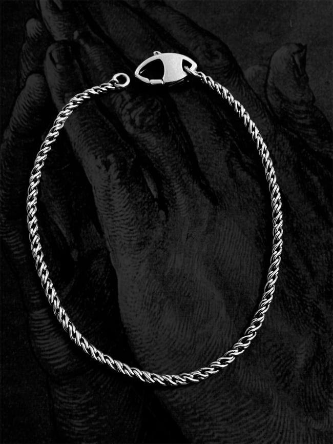 twisted link bracelet 