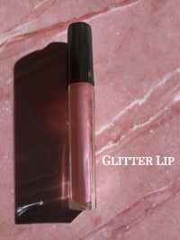 Image 4 of IVONIA ENCHANTED GLITTERY GLOSS