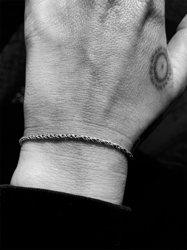 twisted link bracelet 