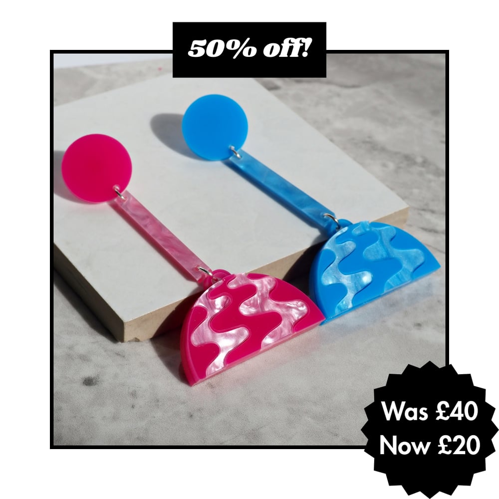 Image of Retro Wavy Panton Flowerpot Statement Acrylic Earrings 