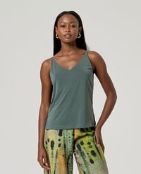 Image 1 of CAMISETA TIRANTES VERDE