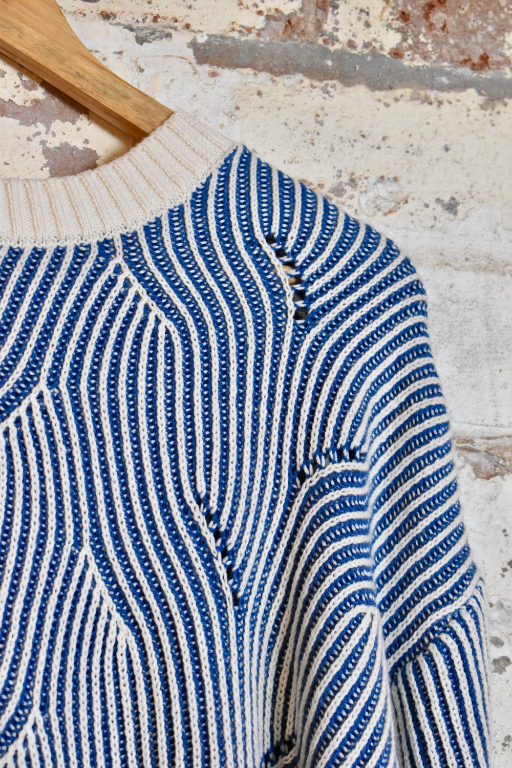 Image of Waves Jumper