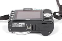 Image 8 of Share Nikon COOLPIX P5000 advanced digital camera + battery + charger TESTED #2036