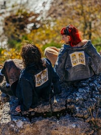 Image 5 of Meduosa - Patch L - 21x21 cm by Elisabeth Gayard 