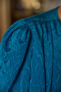 Image 6 of Camicia blu elettrico