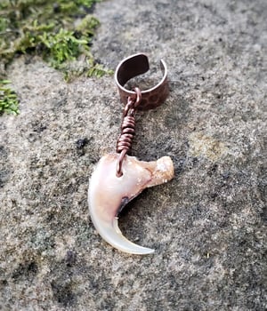 Image of Lynx Claw Ear Cuff