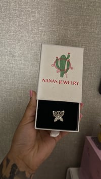 sparkle mari ring silver size 51/2 & 8 