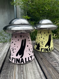 Image 4 of **SHIPS WEEK OF 3/30*** Graveface Museum FINALLY 24oz UFO Ceramic Mug in Paranormal Pink 